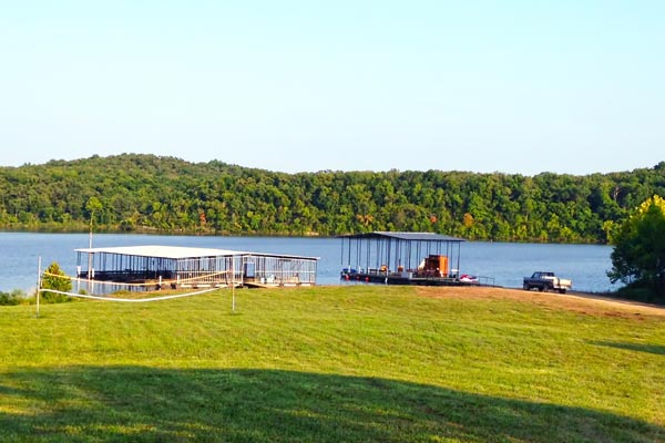 Rental boat slips are avaiable at Turkey Creek RV Park camping on Lake of the Ozarks, Warsaw, Missouri